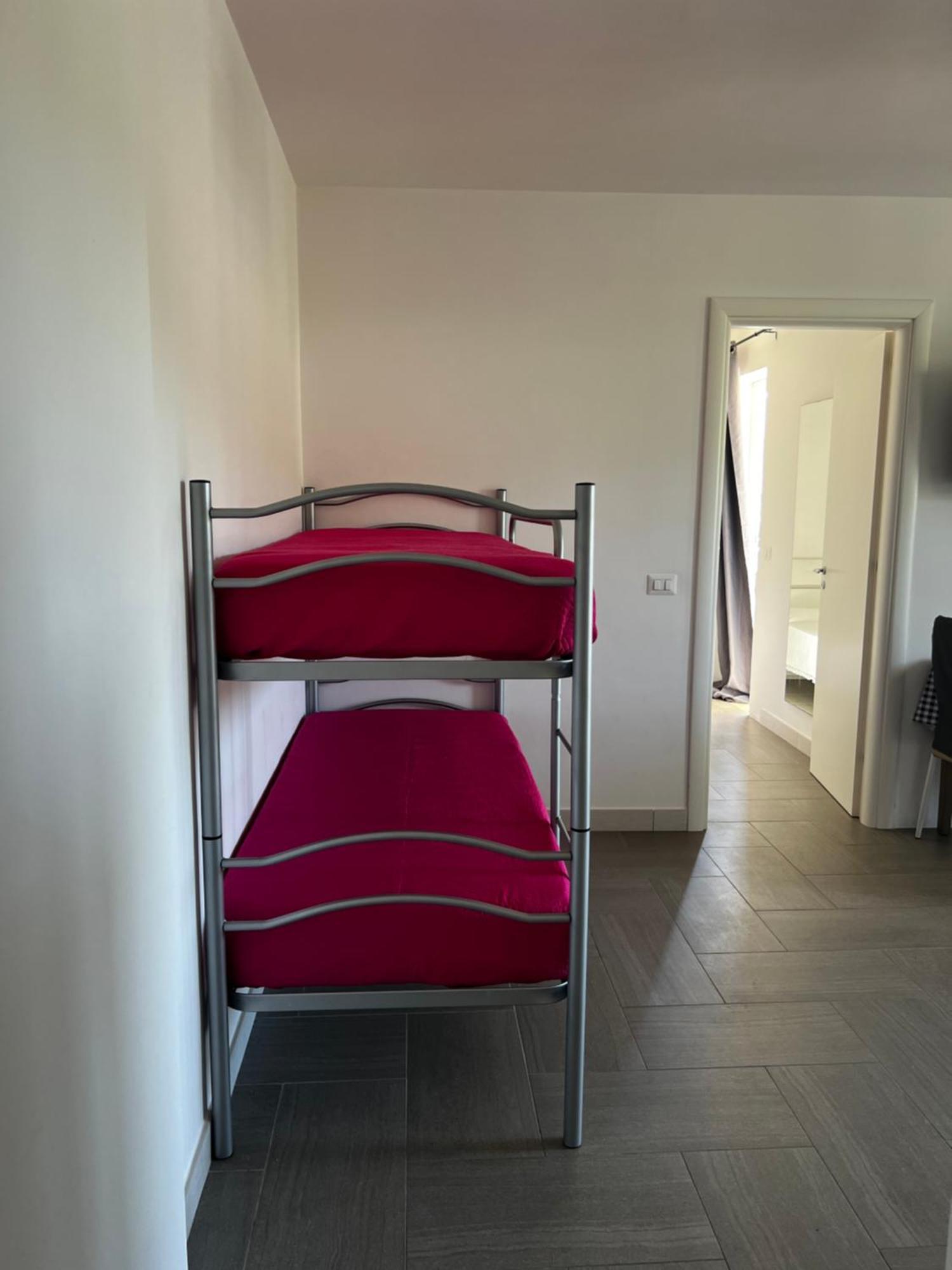 Tosk House 2 Apartman Peschici Kültér fotó