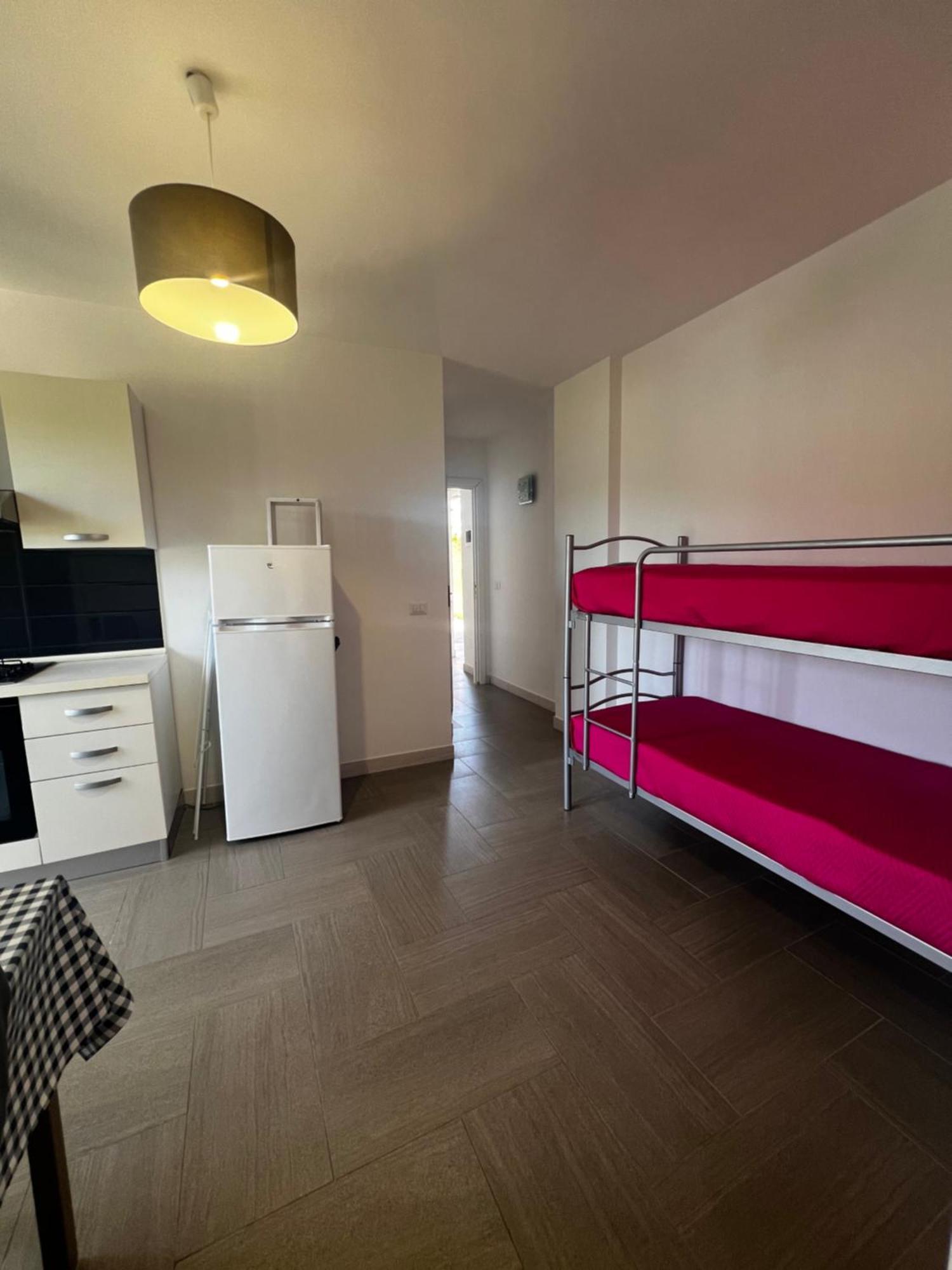 Tosk House 2 Apartman Peschici Kültér fotó