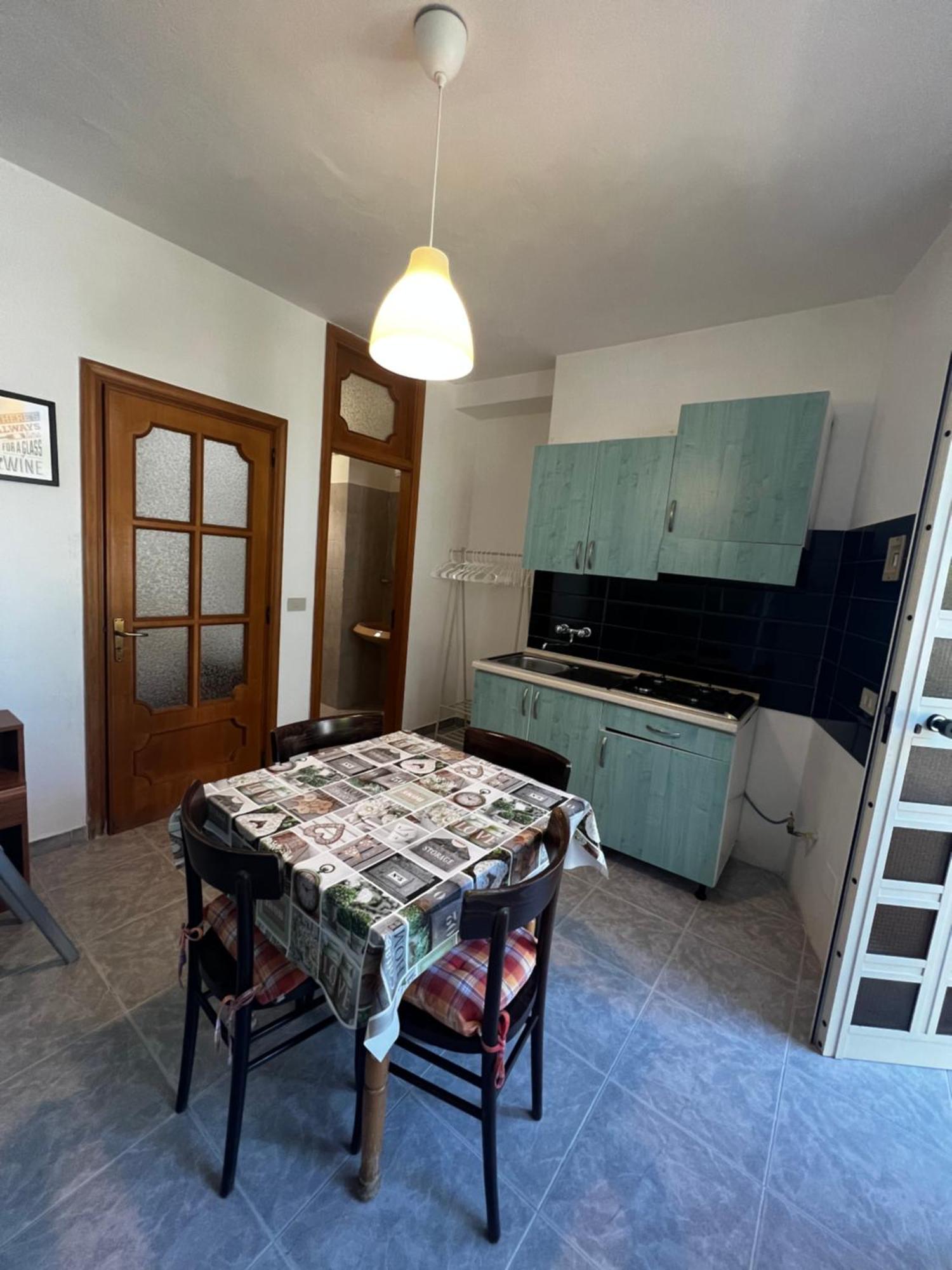 Tosk House 2 Apartman Peschici Kültér fotó