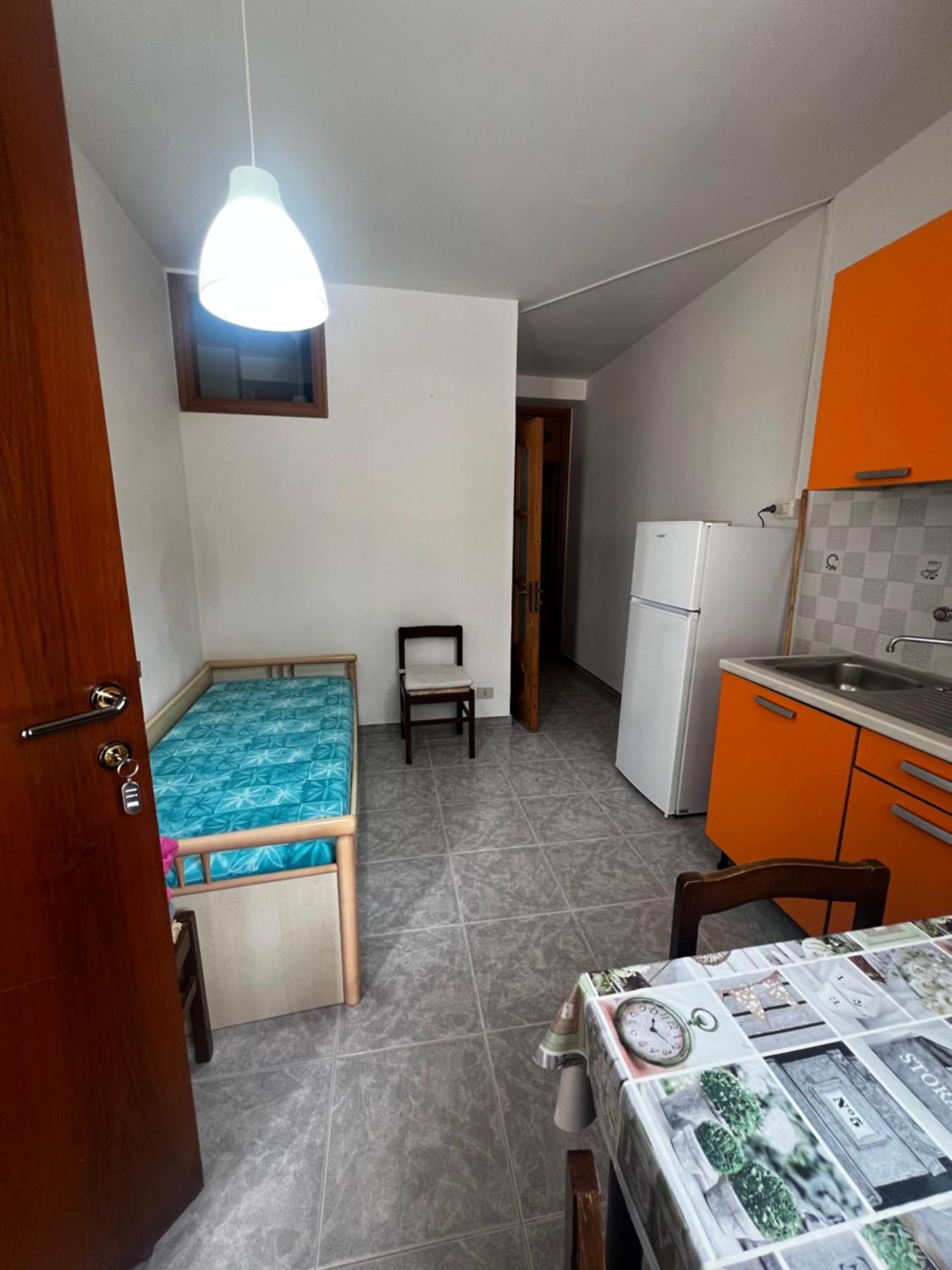 Tosk House 2 Apartman Peschici Kültér fotó